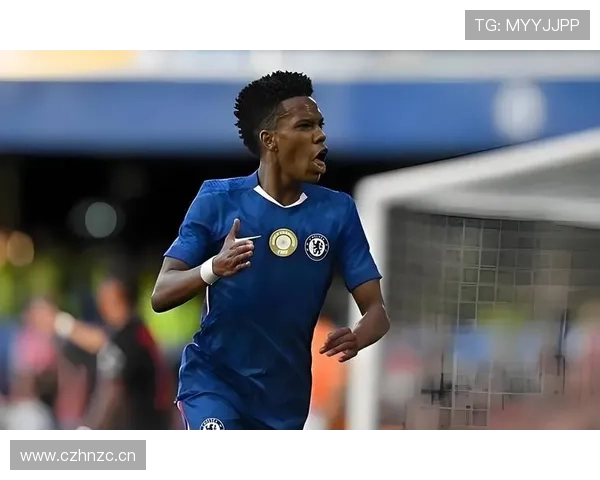 切尔西战术革新下的新赛季表现值得关注，解析蓝军战术体系与理念的变化