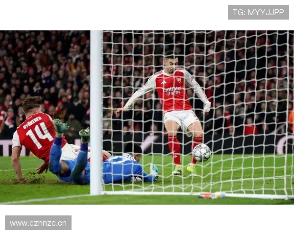 马丁内利:阿森纳新一代锋线核心的战术角色与责任解析 马丁内利:阿森纳新一代锋线核心的战术角色与责任解析