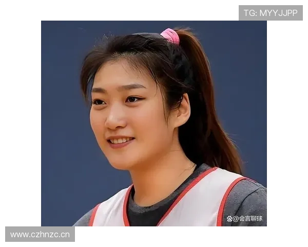 李梦换了豪车牌照，朋友圈比我们年末聚会还热闹！